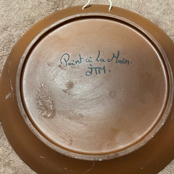 Vintage JTM Assei Paintings on Clay Plates From France- Set of 3 - Picture 8 of 12